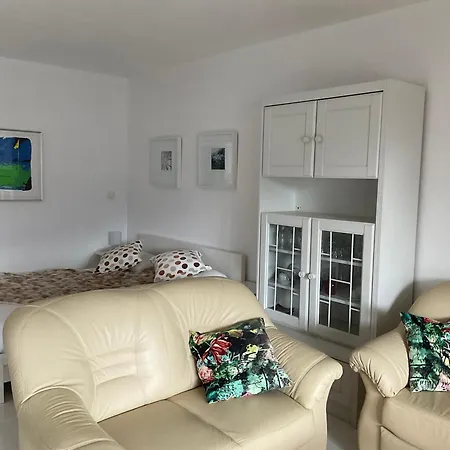 Viramonte - Charmantes Mit Pool & Seeblick Apartmán